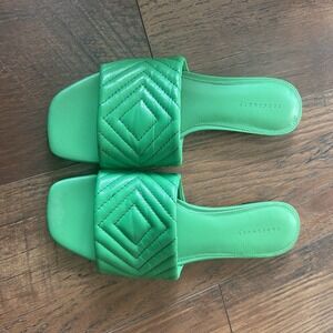Sanctuary Women's‎ Culture Flat Sandal Size 7 Color Green